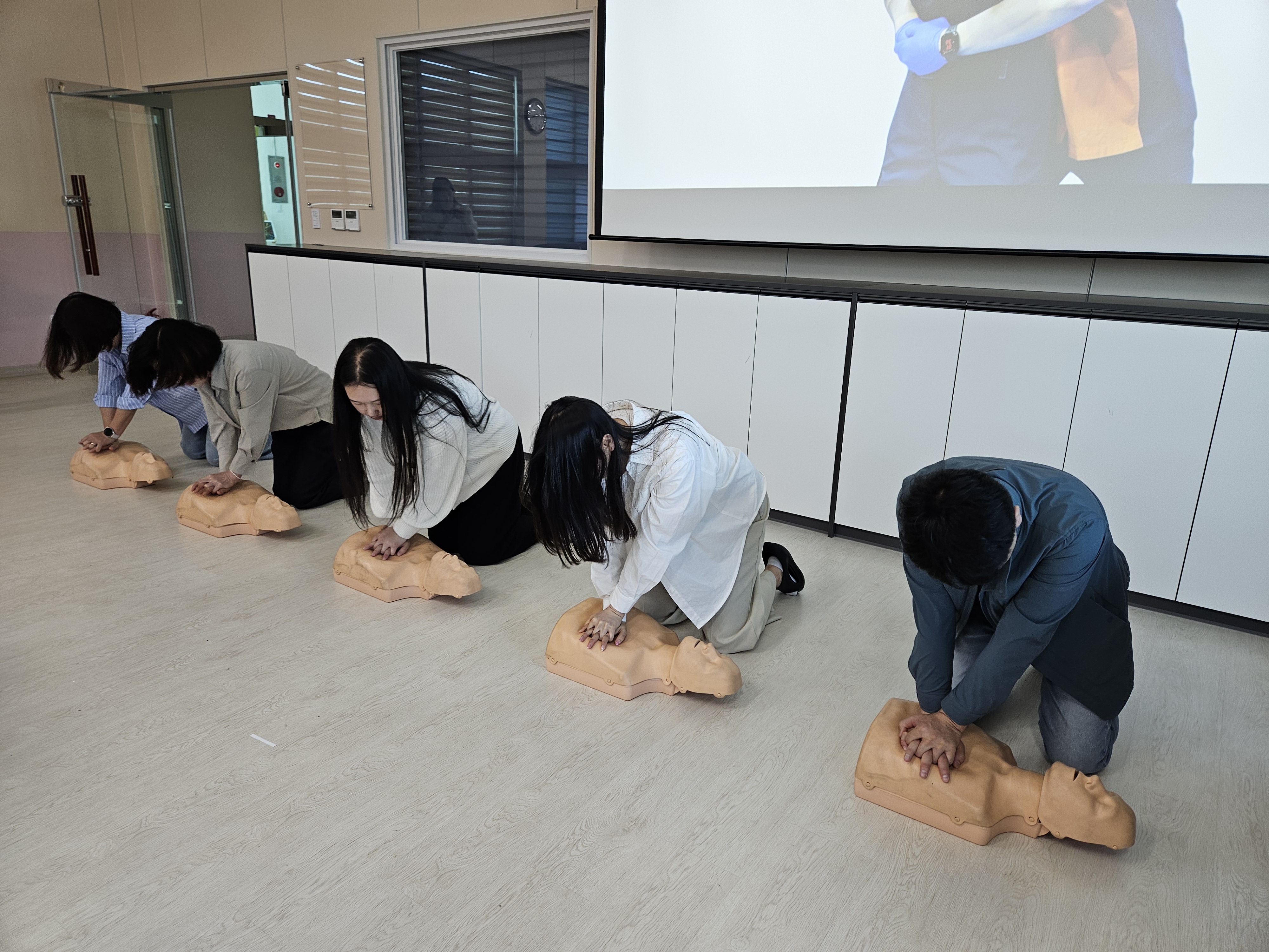 창0계0초등학교.jpg