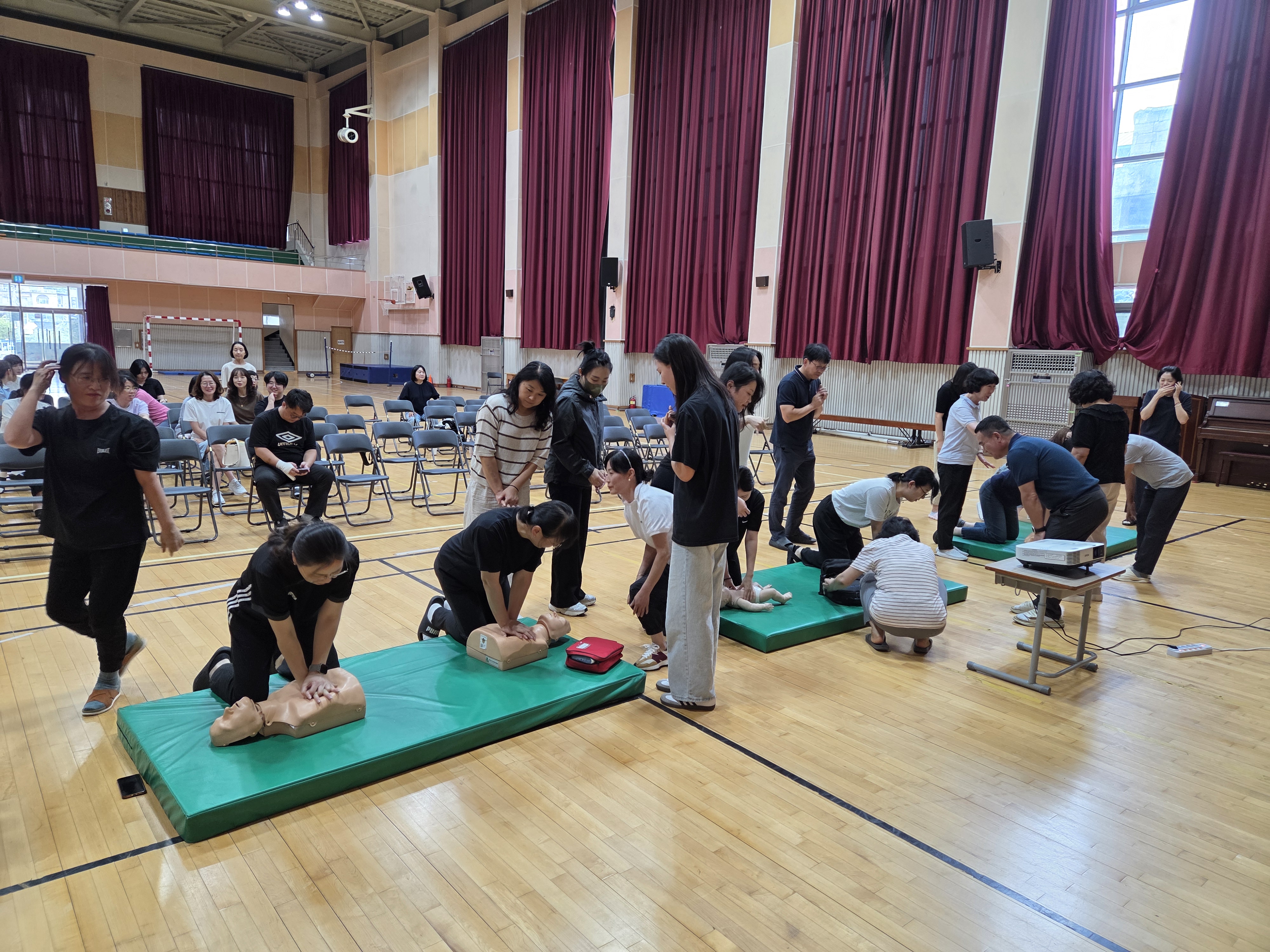 경남00초등학교.jpg